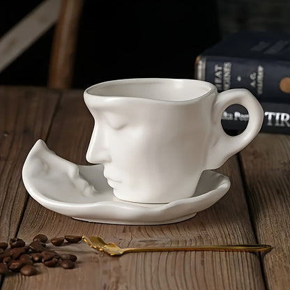 Kiss of The Face Cup Set
