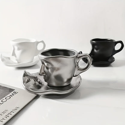 Kiss of The Face Cup Set