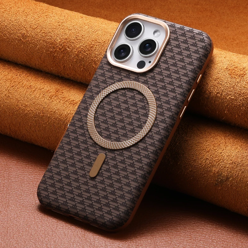 Luxury Woven Texture MagSafe iPhone Case