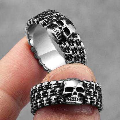 Grave Skull Ring