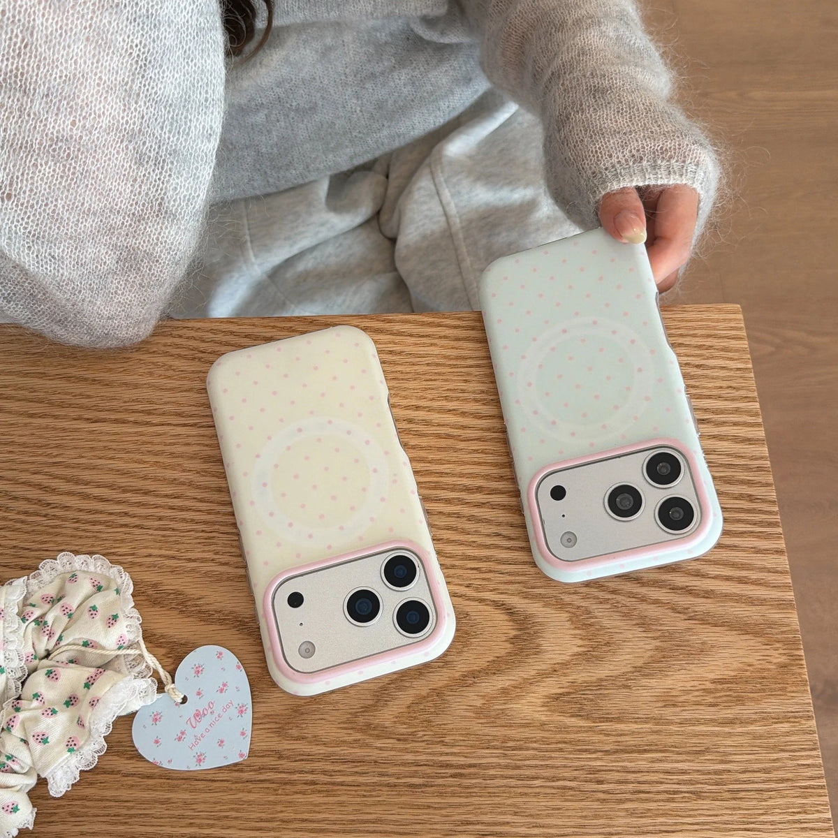 Cute Dots MagSafe iPhone Case