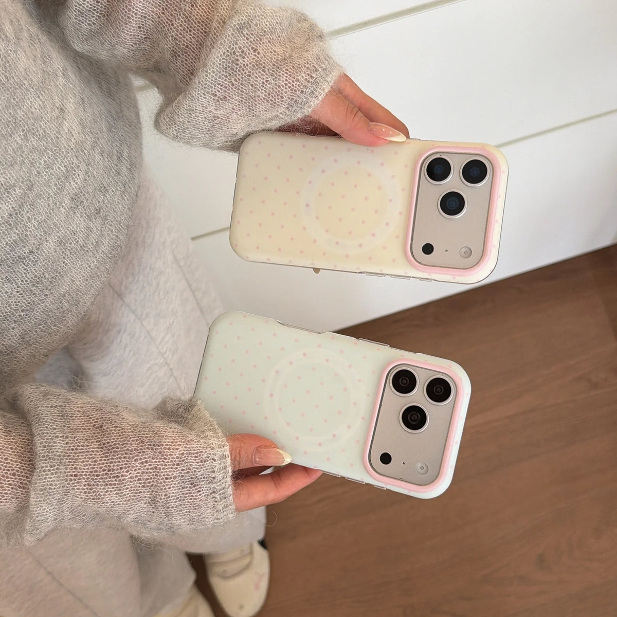 Cute Dots MagSafe iPhone Case