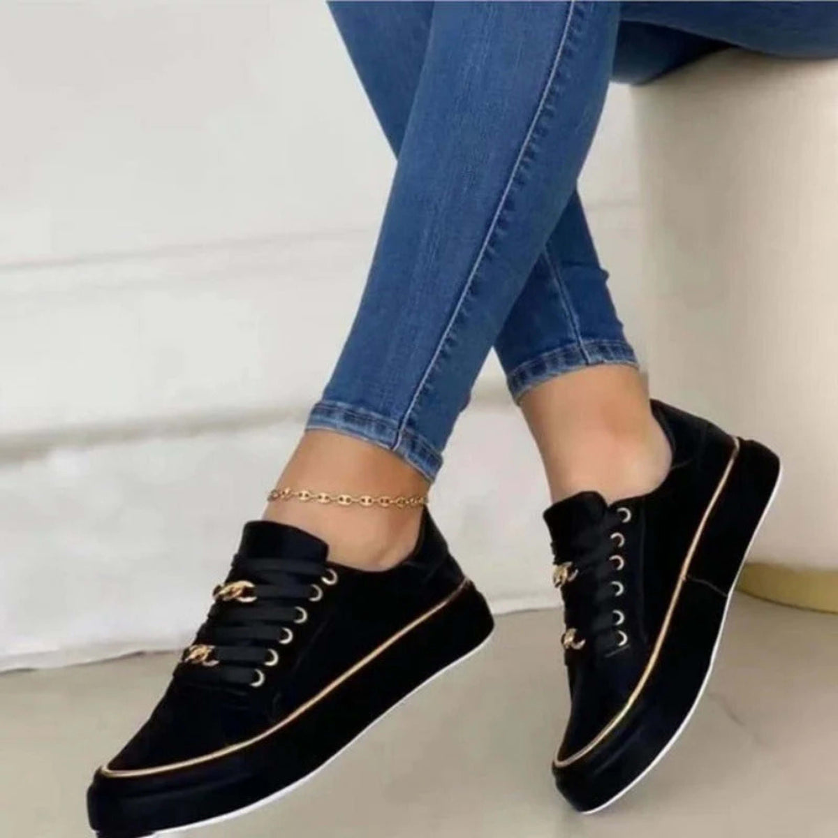 Farah Chain Trim Sneakers_4