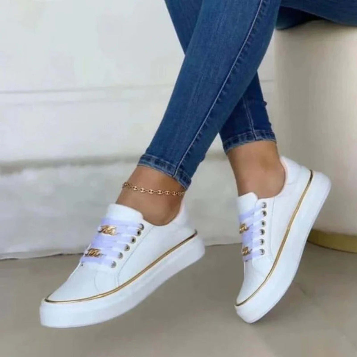 Farah Chain Trim Sneakers_5
