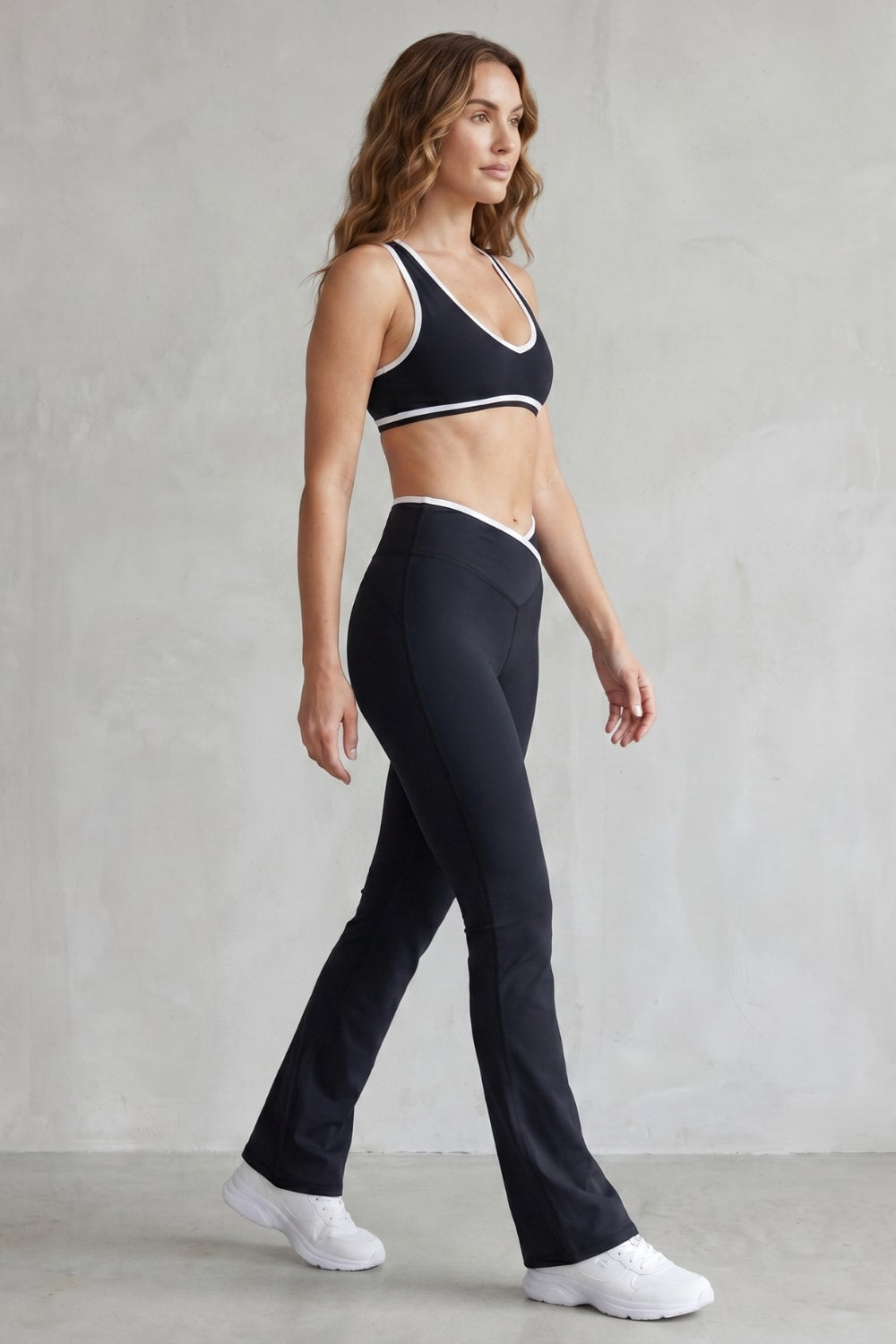 Belen Contrast Trim Flare Activewear Set_3