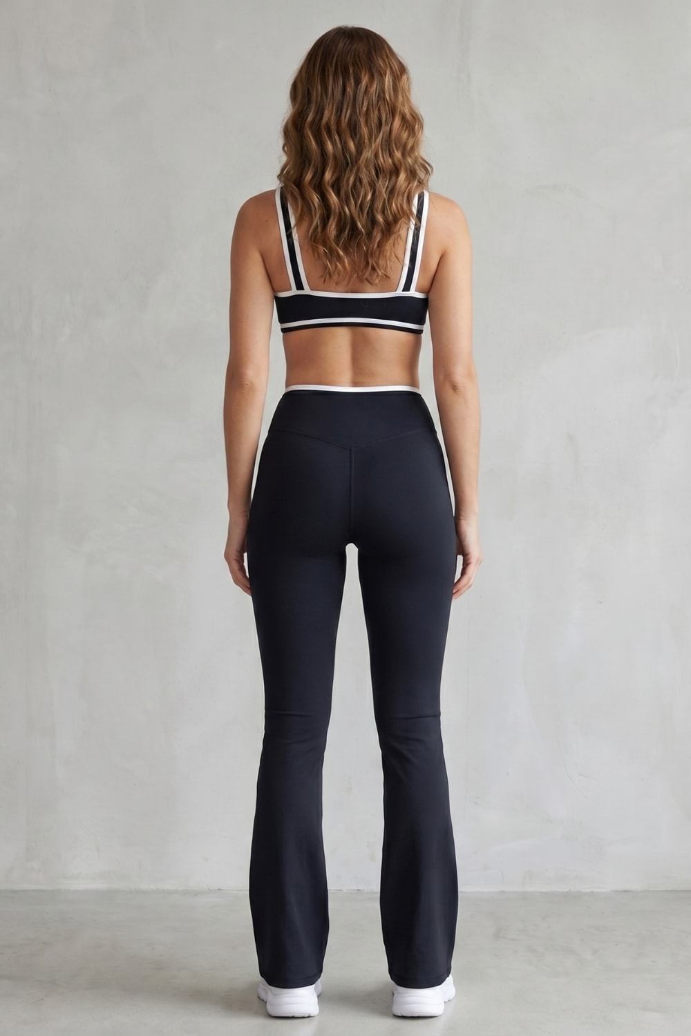Belen Contrast Trim Flare Activewear Set_4