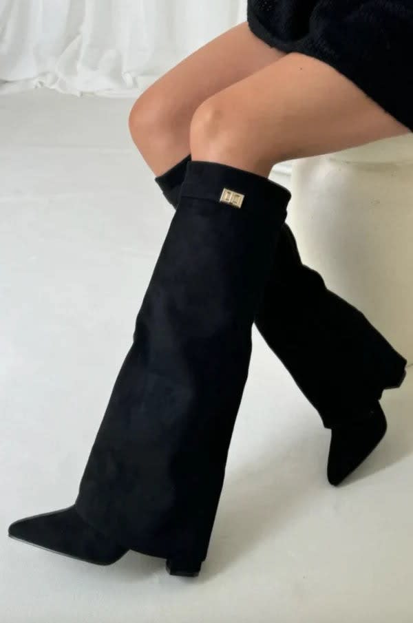 Loes Pointed Toe Knee High Boots_7