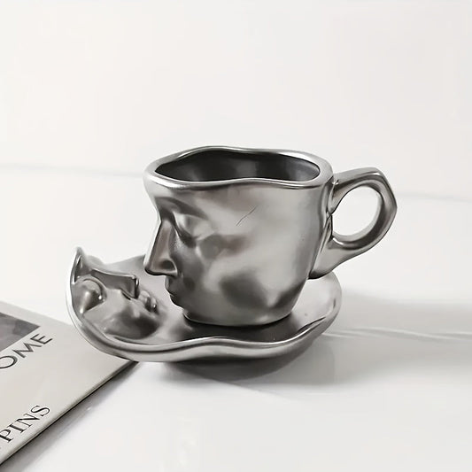 Kiss of The Face Cup Set