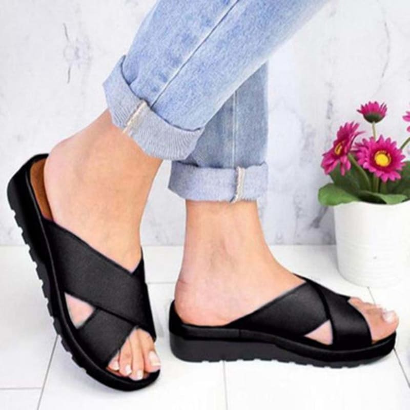 Solene Crossover Slide Sandals_1