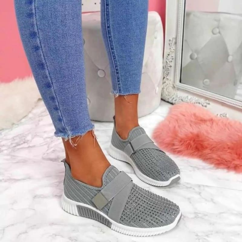 Rina Cushioned Slip On Sneakers_1