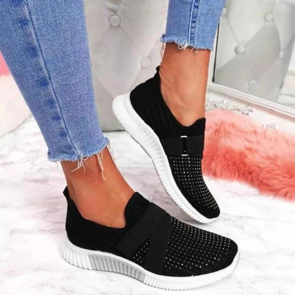 Rina Cushioned Slip On Sneakers_5