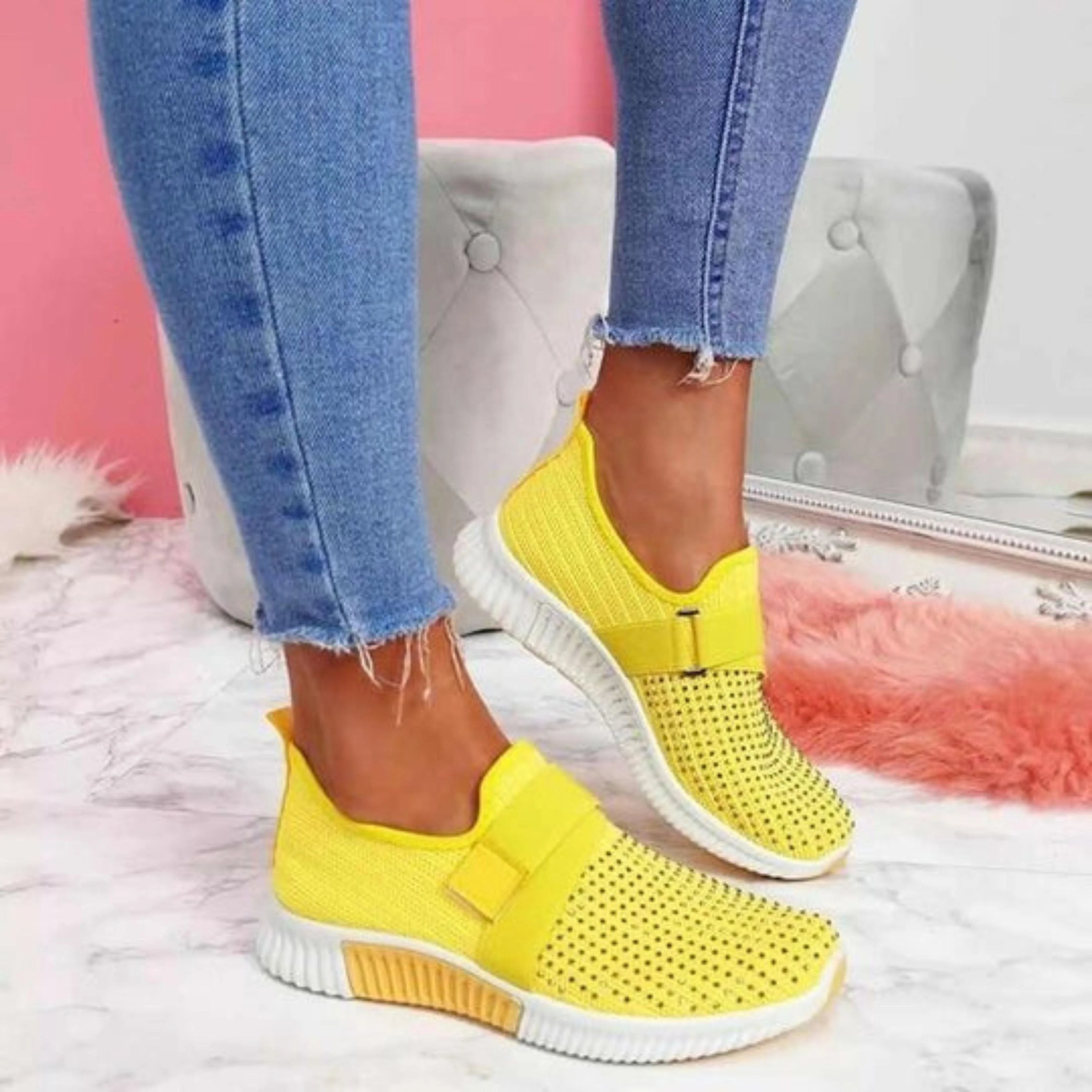 Rina Cushioned Slip On Sneakers_6
