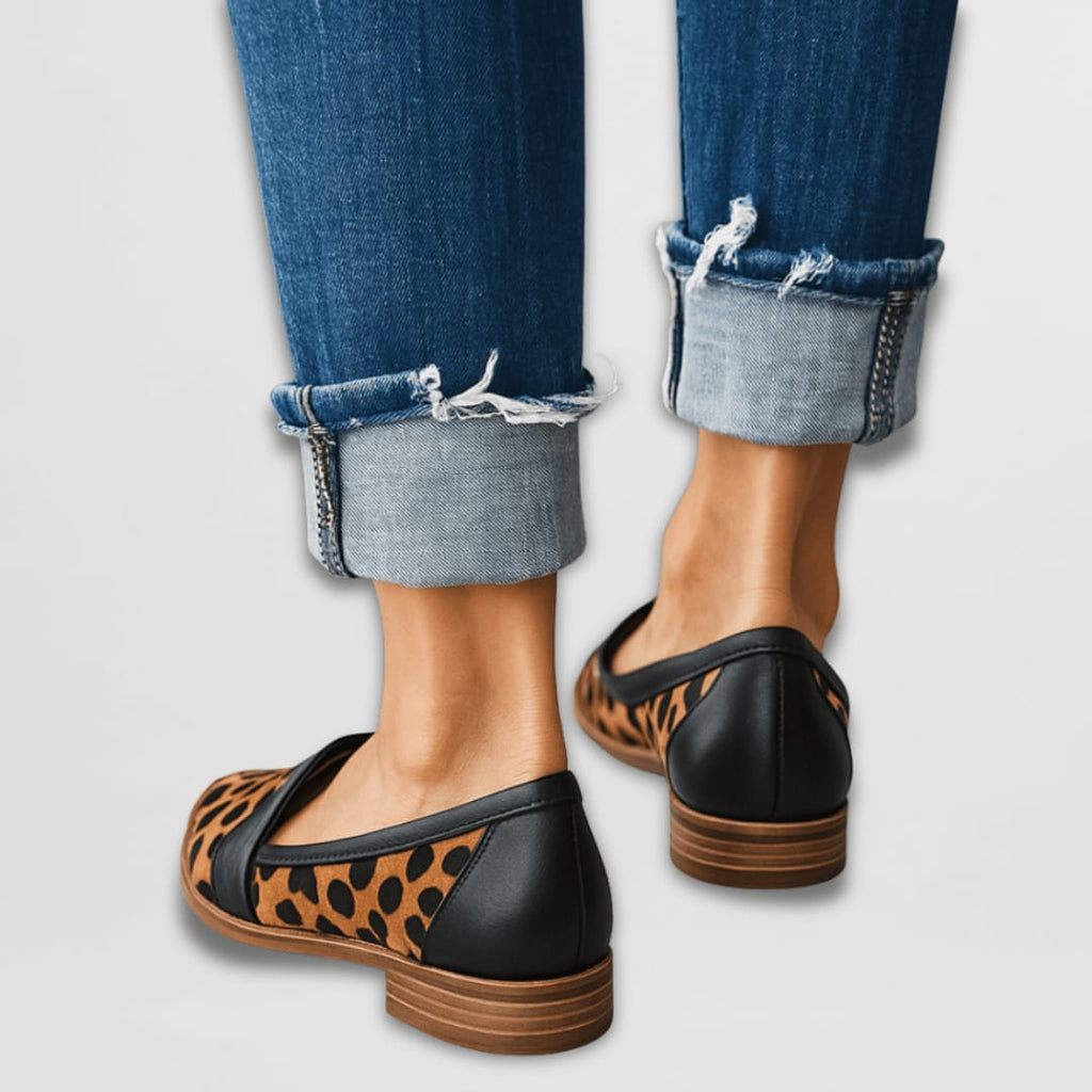 Lene Pointed Toe Suede Loafers_5