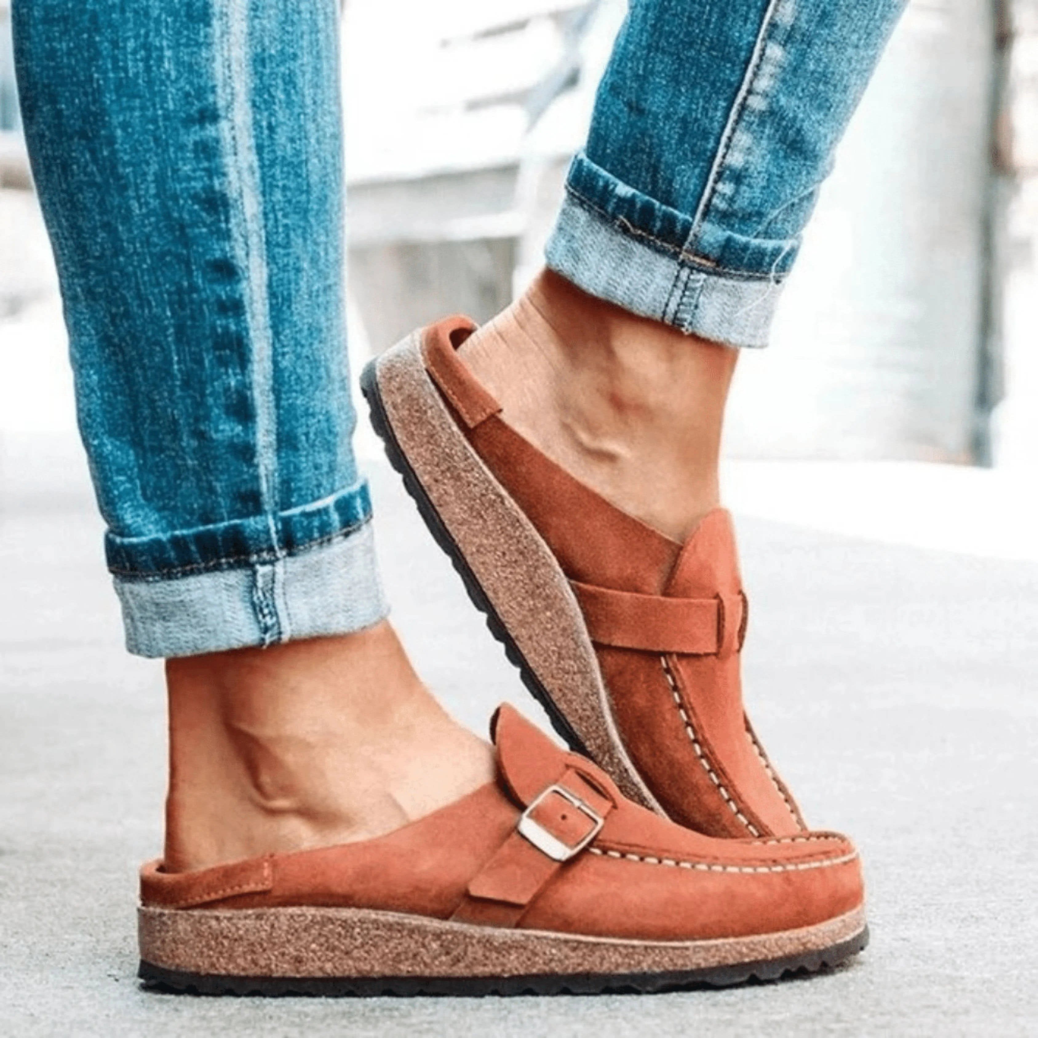 Elodie Orthopedic Footbed Clogs_3