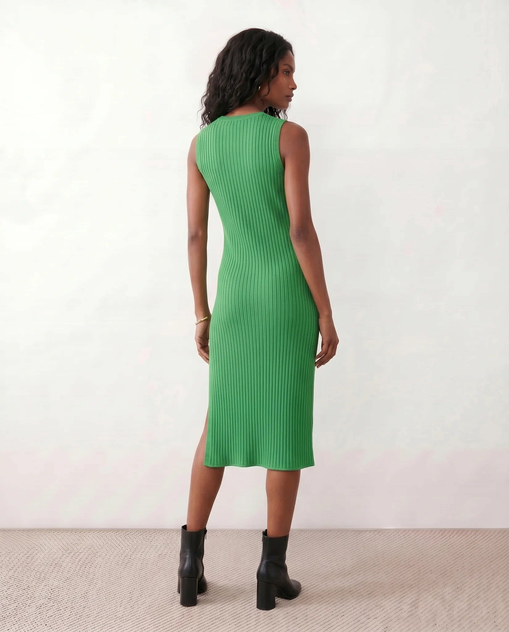 Serena Sleeveless Ribbed Midi Dress_23