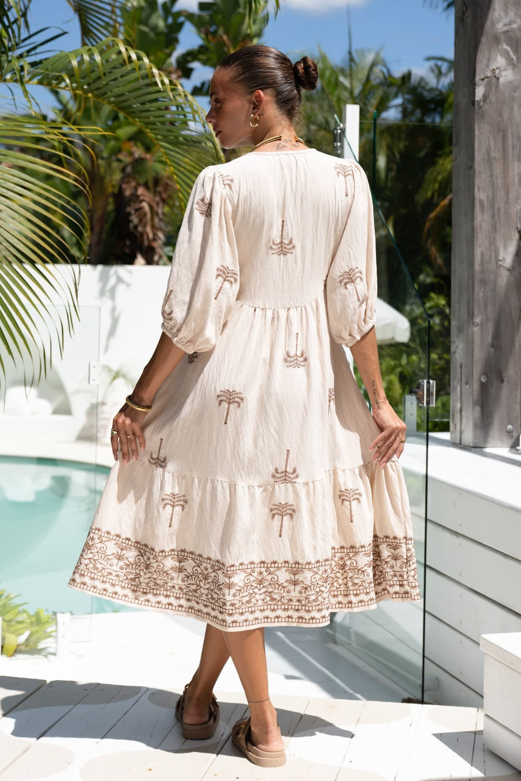 Valeria Embroidered Tiered Midi Dress_7