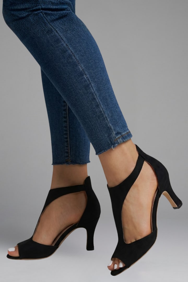 Liana Peep Toe Cutout Heels_7